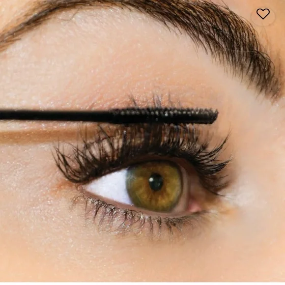 IT Cosmetics Tightline Black Mascara NIB - Picture 2 of 5